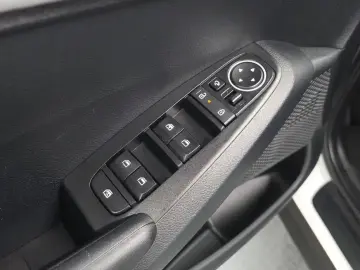 2024 Kia Seltos с пробегом 42 854 км