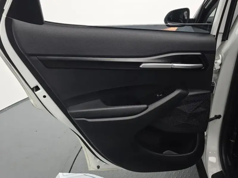 2024 Kia Seltos с пробегом 42 854 км