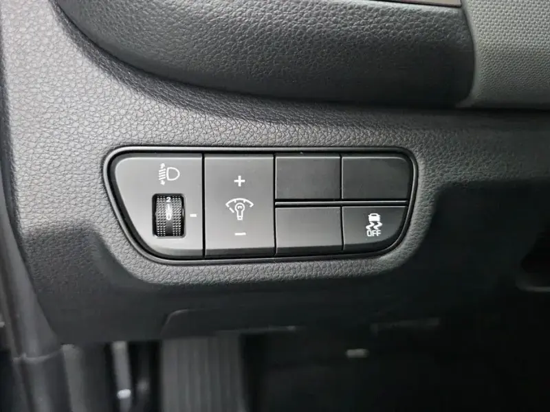 2025 Kia Seltos с пробегом 17 622 км