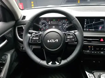 2023 Kia Seltos с пробегом 41 334 км