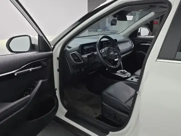 2023 Kia Seltos с пробегом 44 443 км