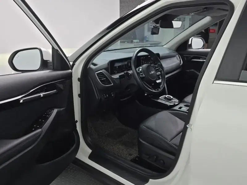 2023 Kia Seltos с пробегом 44 443 км