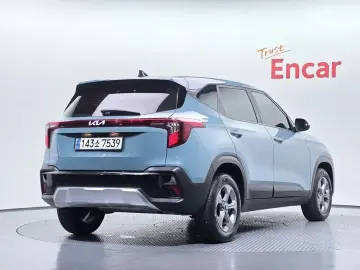 2023 Kia Seltos с пробегом 67 409 км