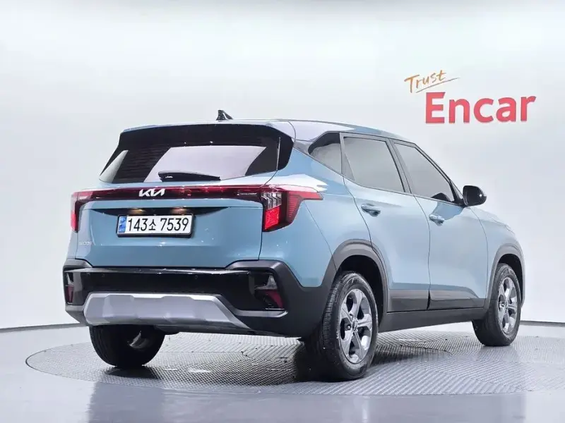 2023 Kia Seltos с пробегом 67 409 км