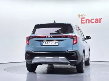 2023 Kia Seltos с пробегом 67 409 км