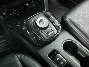 2023 Kia Seltos с пробегом 67 409 км