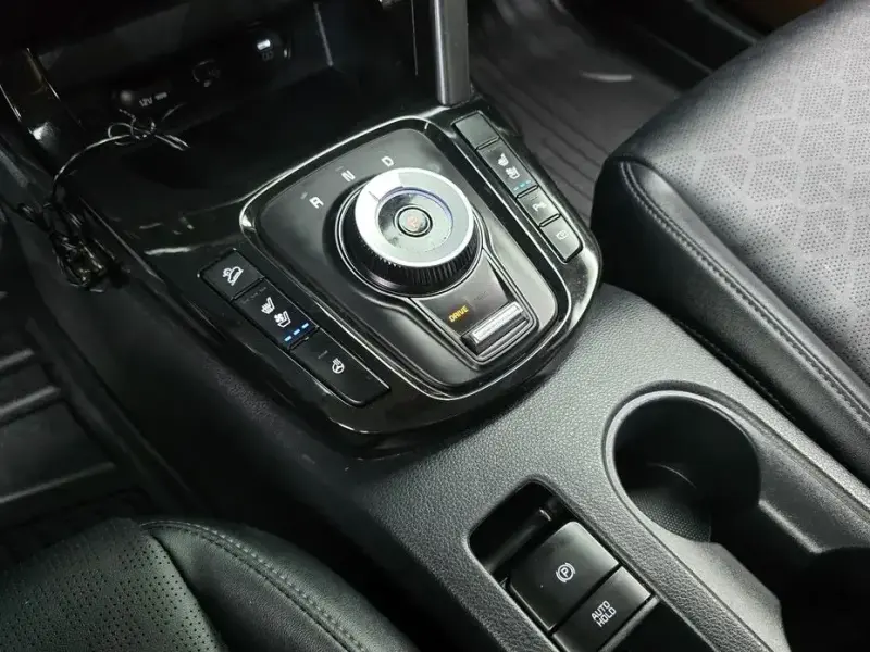 2023 Kia Seltos с пробегом 67 409 км