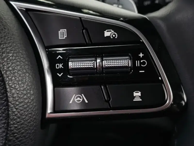 2025 Kia Seltos с пробегом 20 829 км