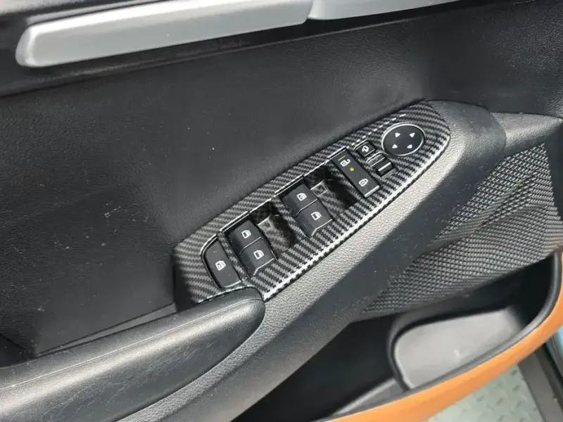 2023 Kia Seltos с пробегом 67 409 км