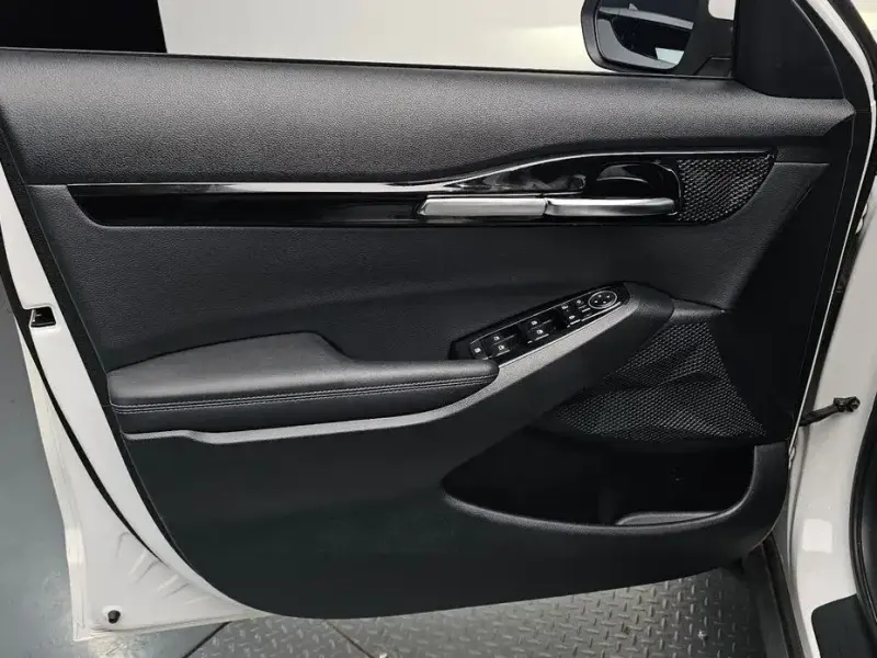 2025 Kia Seltos с пробегом 20 829 км