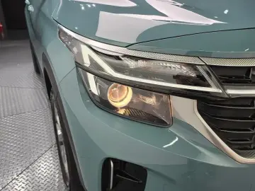 2023 Kia Seltos с пробегом 67 409 км