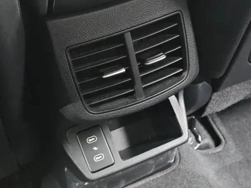 2025 Kia Seltos с пробегом 20 829 км
