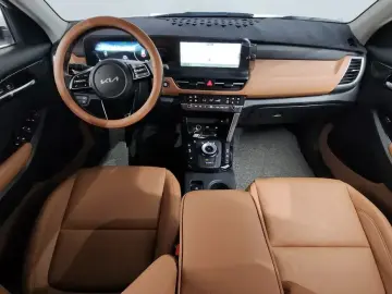 2025 Kia Seltos с пробегом 10 847 км