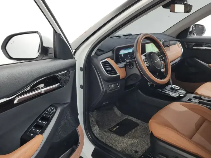 2025 Kia Seltos с пробегом 10 847 км