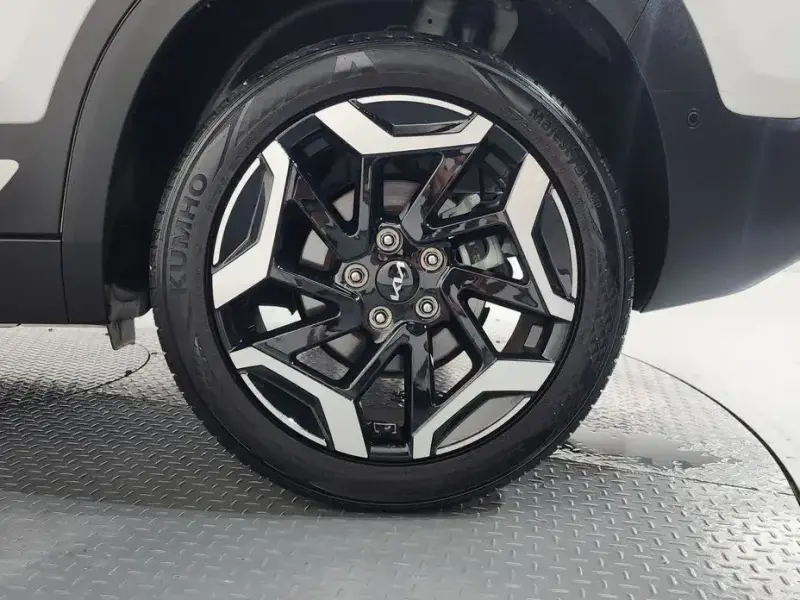 2025 Kia Seltos с пробегом 10 847 км