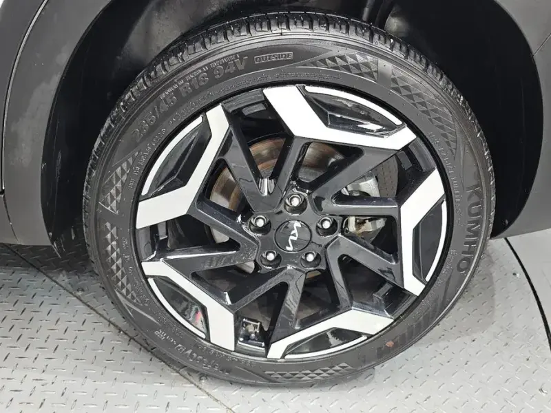 2023 Kia Seltos с пробегом 51 100 км