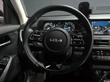 2023 Kia Seltos с пробегом 15 570 км