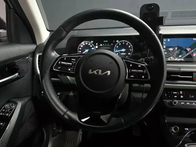 2023 Kia Seltos с пробегом 15 570 км