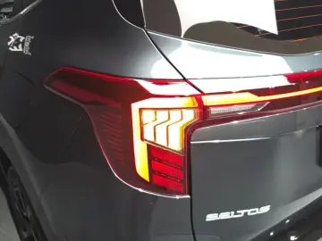 2023 Kia Seltos с пробегом 15 570 км