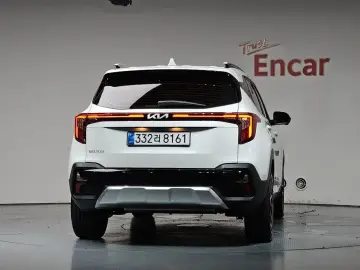 2025 Kia Seltos с пробегом 3 994 км