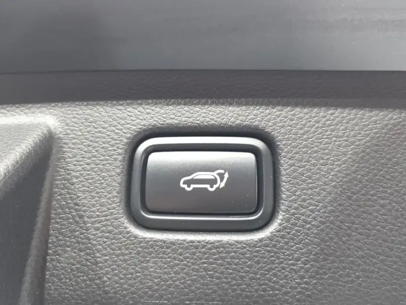 2023 Kia Seltos с пробегом 15 570 км