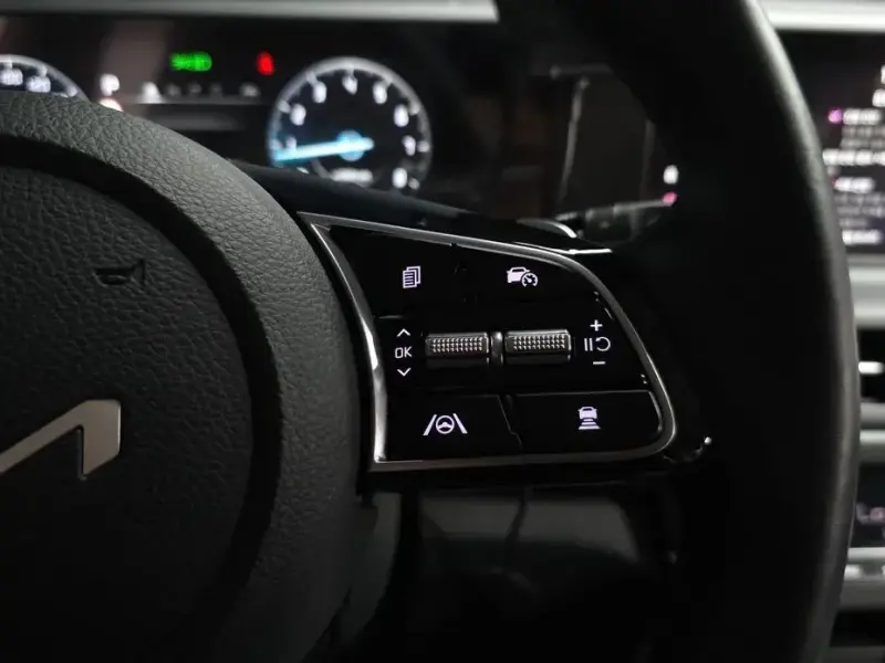 2023 Kia Seltos с пробегом 15 570 км