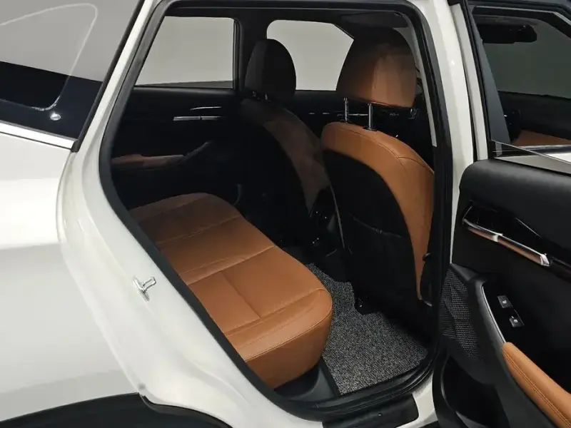 2025 Kia Seltos с пробегом 3 994 км