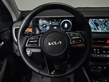 2025 Kia Seltos с пробегом 3 994 км