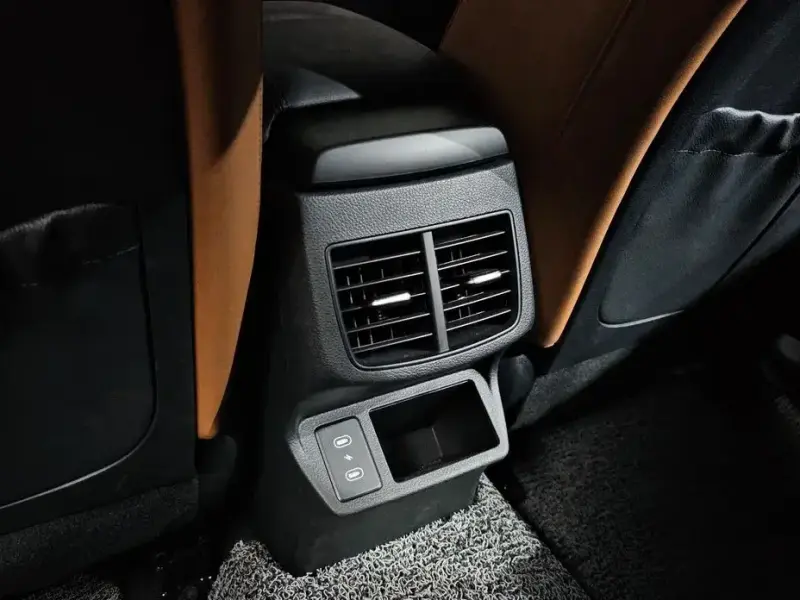 2025 Kia Seltos с пробегом 3 994 км