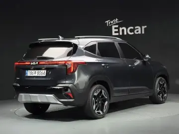 2023 Kia Seltos с пробегом 34 317 км