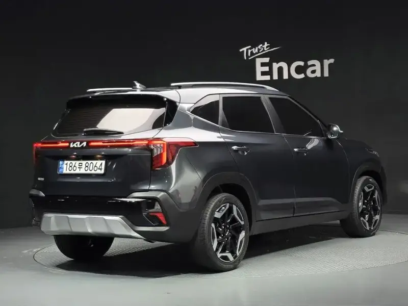 2023 Kia Seltos с пробегом 34 317 км