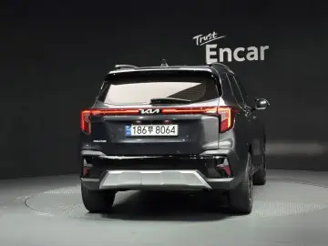 2023 Kia Seltos с пробегом 34 317 км
