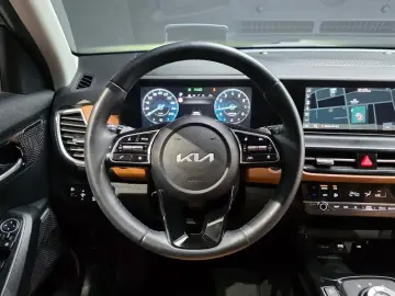 2023 Kia Seltos с пробегом 34 317 км