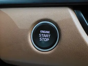 2023 Kia Seltos с пробегом 34 317 км