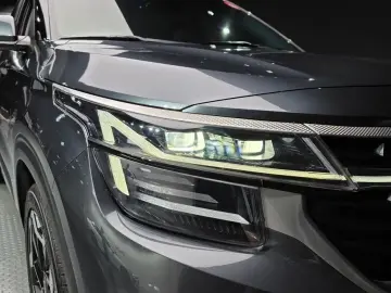 2023 Kia Seltos с пробегом 34 317 км