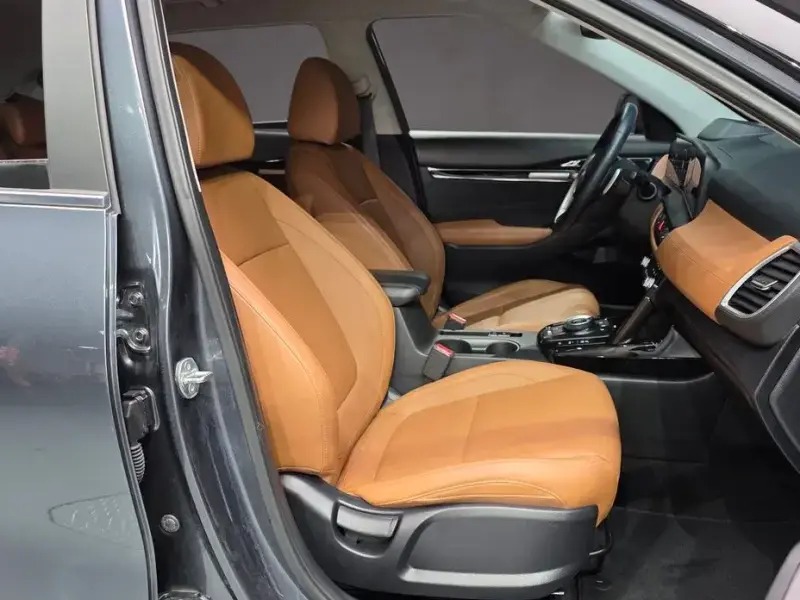 2023 Kia Seltos с пробегом 34 317 км