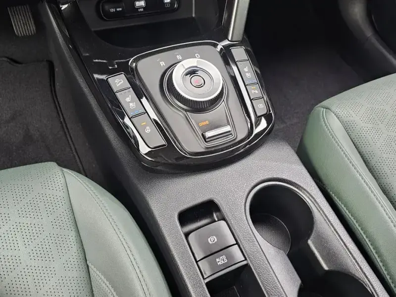 2024 Kia Seltos с пробегом 23 020 км