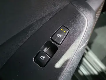 2023 Kia Seltos с пробегом 34 317 км