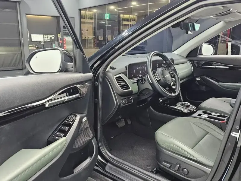 2024 Kia Seltos с пробегом 23 020 км