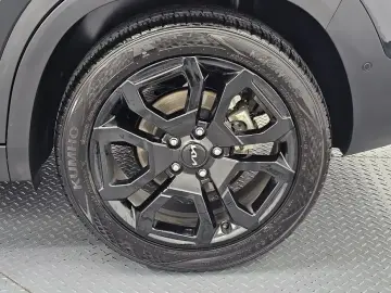 2024 Kia Seltos с пробегом 23 020 км