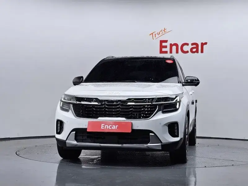 2024 Kia Seltos с пробегом 8 439 км