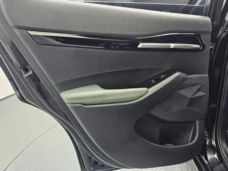 2024 Kia Seltos с пробегом 23 020 км