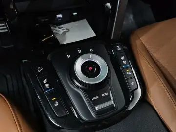 2024 Kia Seltos с пробегом 8 439 км
