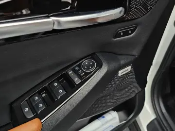 2024 Kia Seltos с пробегом 8 439 км