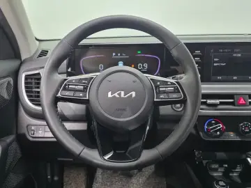 2023 Kia Seltos с пробегом 29 174 км