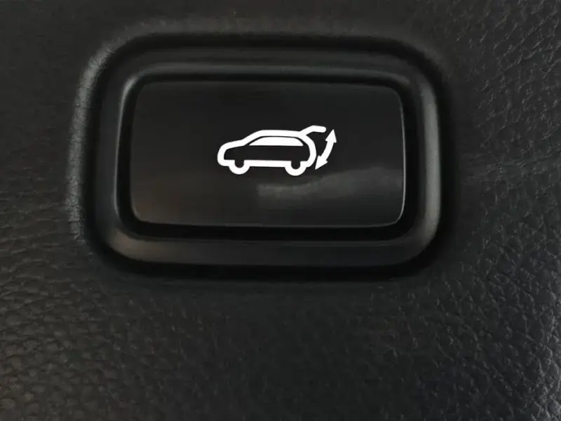2024 Kia Seltos с пробегом 8 439 км