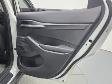 2023 Kia Seltos с пробегом 29 174 км