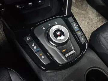 2025 Kia Seltos с пробегом 10 526 км