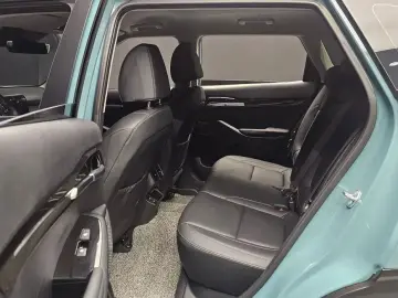 2025 Kia Seltos с пробегом 10 526 км