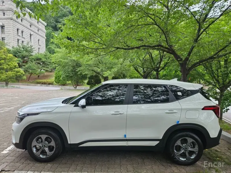 2023 Kia Seltos с пробегом 22 017 км